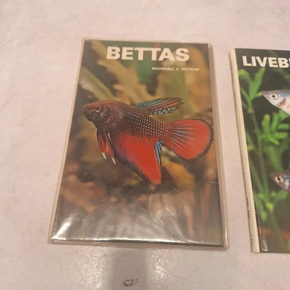Livebearers by Wilfred L. Whitern And Betas 2 Lot Box Fish Tank